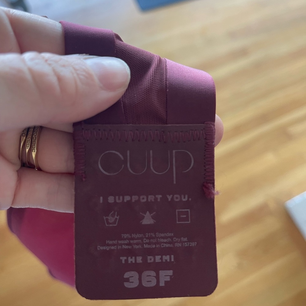 CUUP The Demi 36F crimson